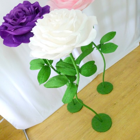 ꞈ Аренда ростовых бумажных цветов "Розы"  (цвет по согласованию)